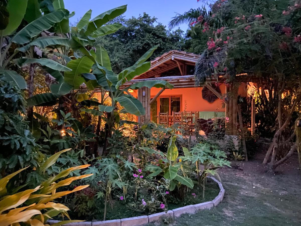 Itchimbia Garden Ayampe Montana Y Marヴィラ エクステリア 写真
