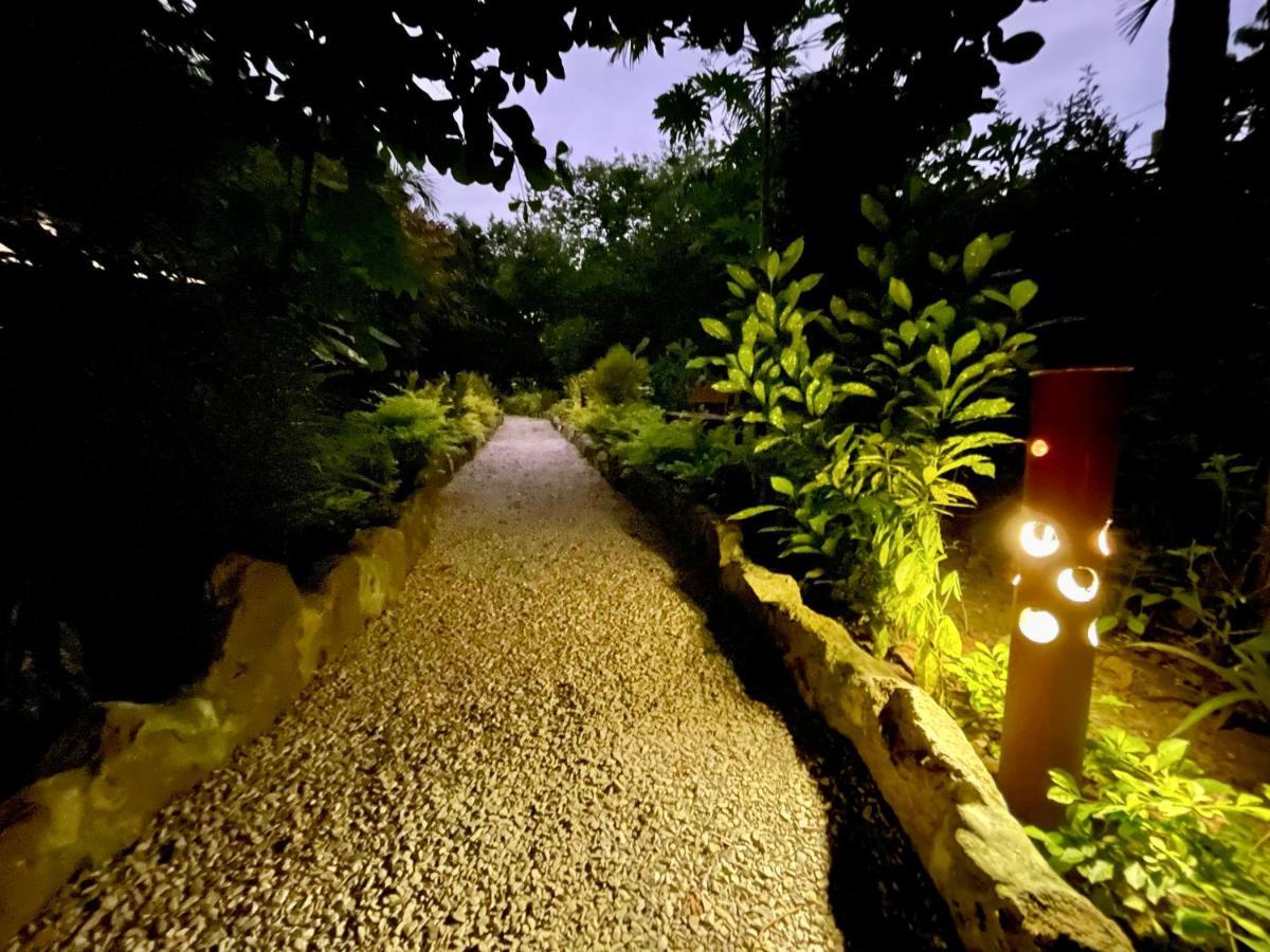Itchimbia Garden Ayampe Montana Y Marヴィラ エクステリア 写真